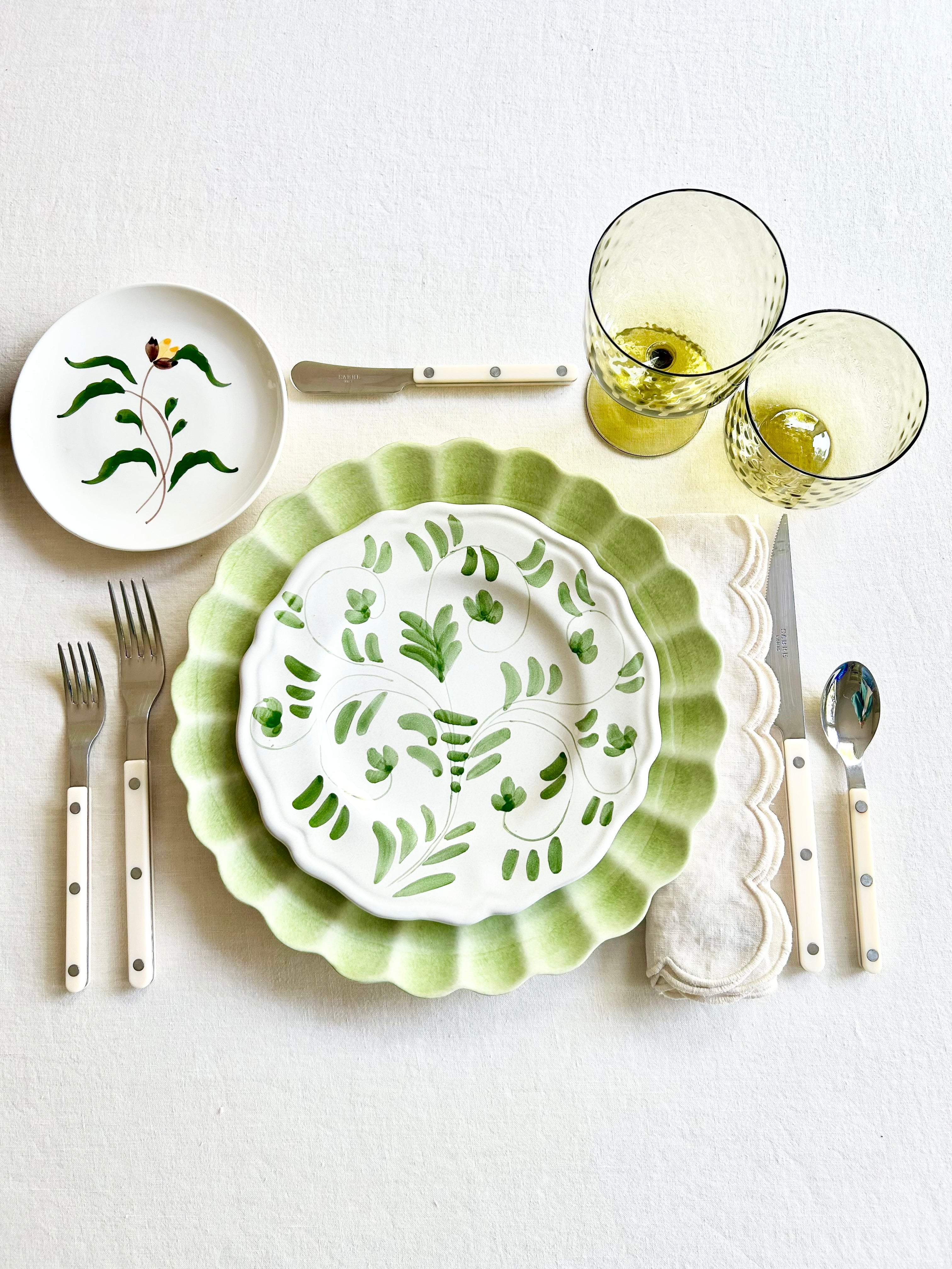 PRE-ORDER - Oyster Dinnerware - Spring Green S/4