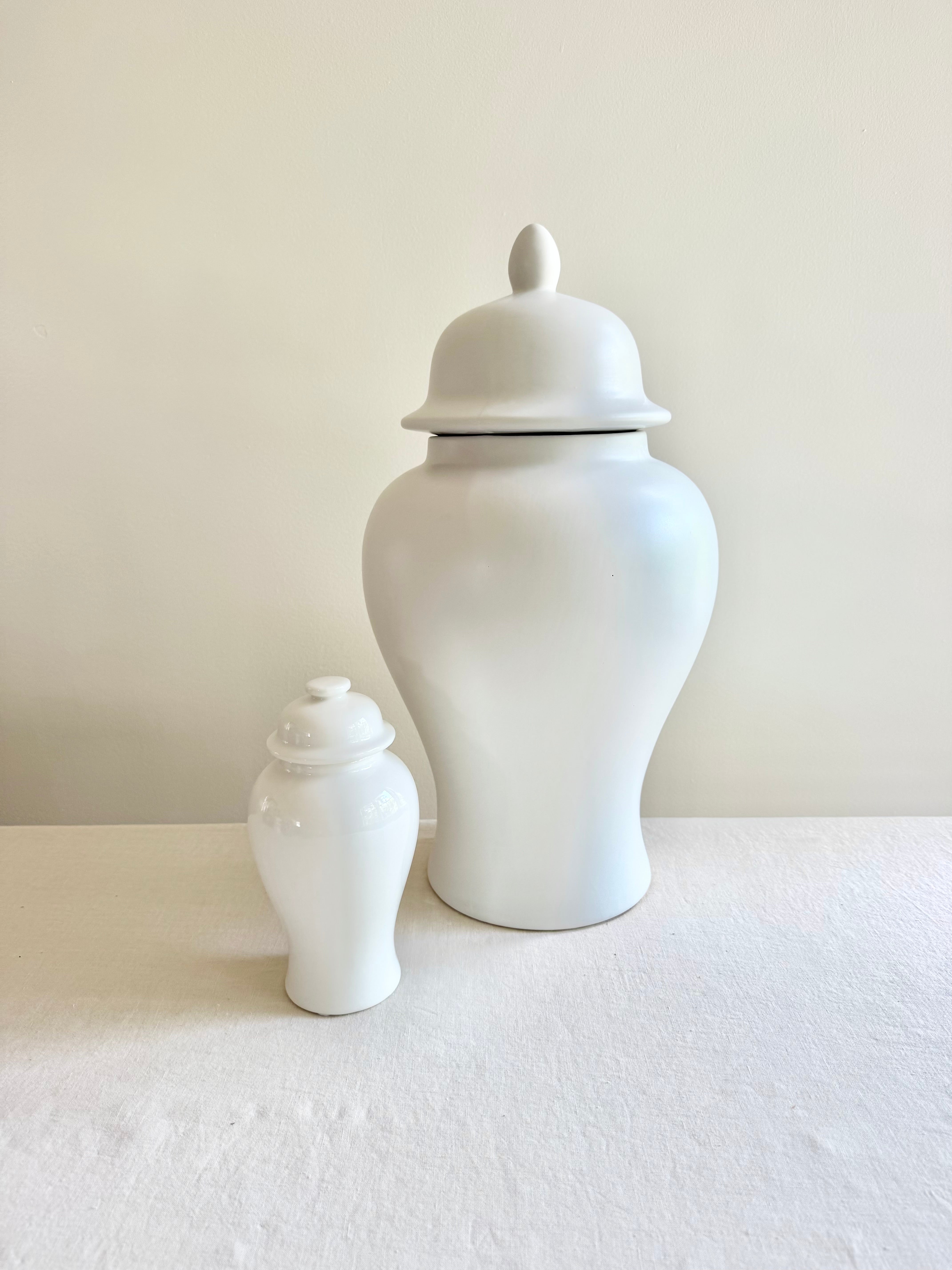 Koa  Mini Ginger Jar - White