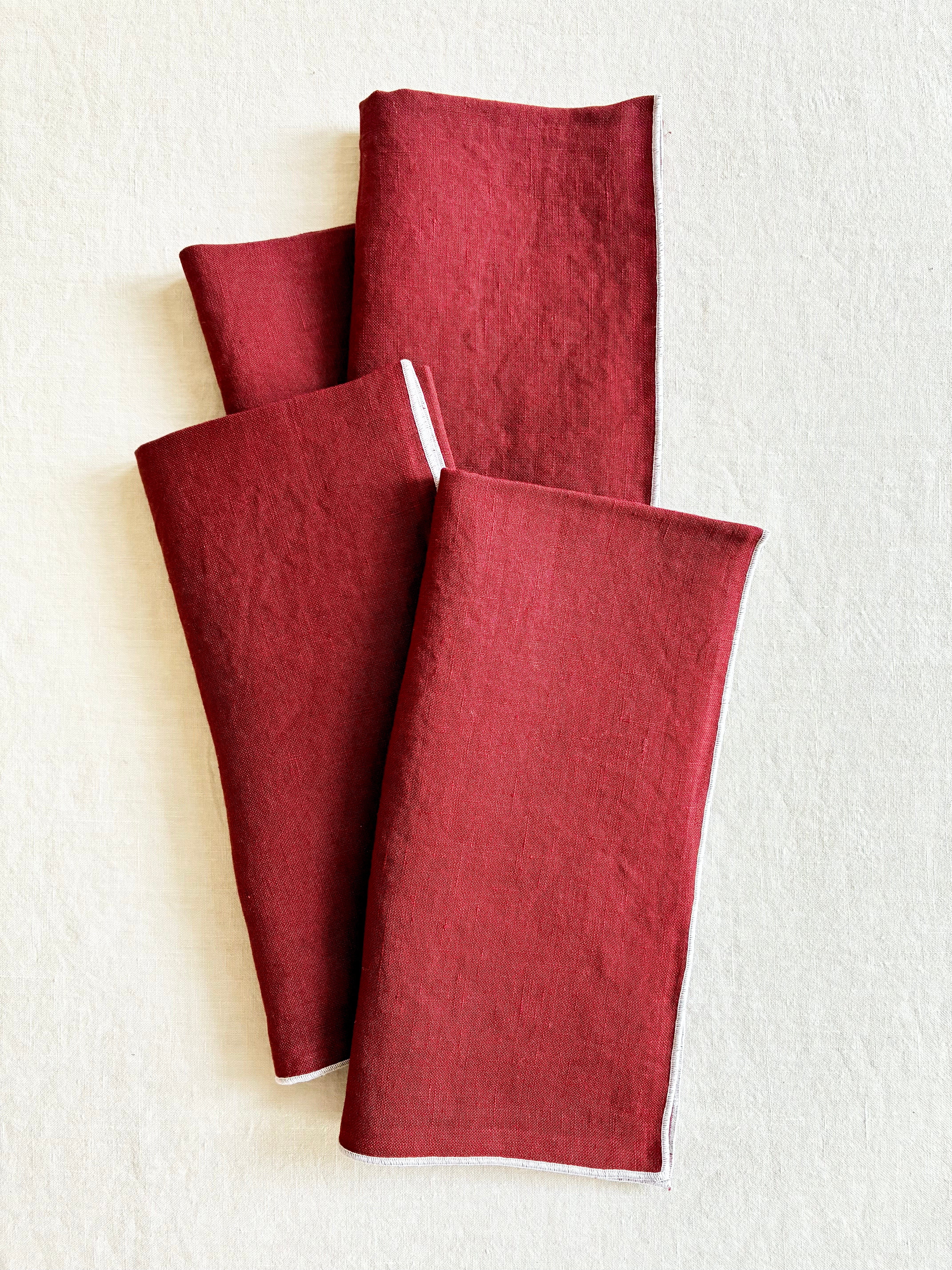 Rolled Edge Crimson/White Napkins- S/4