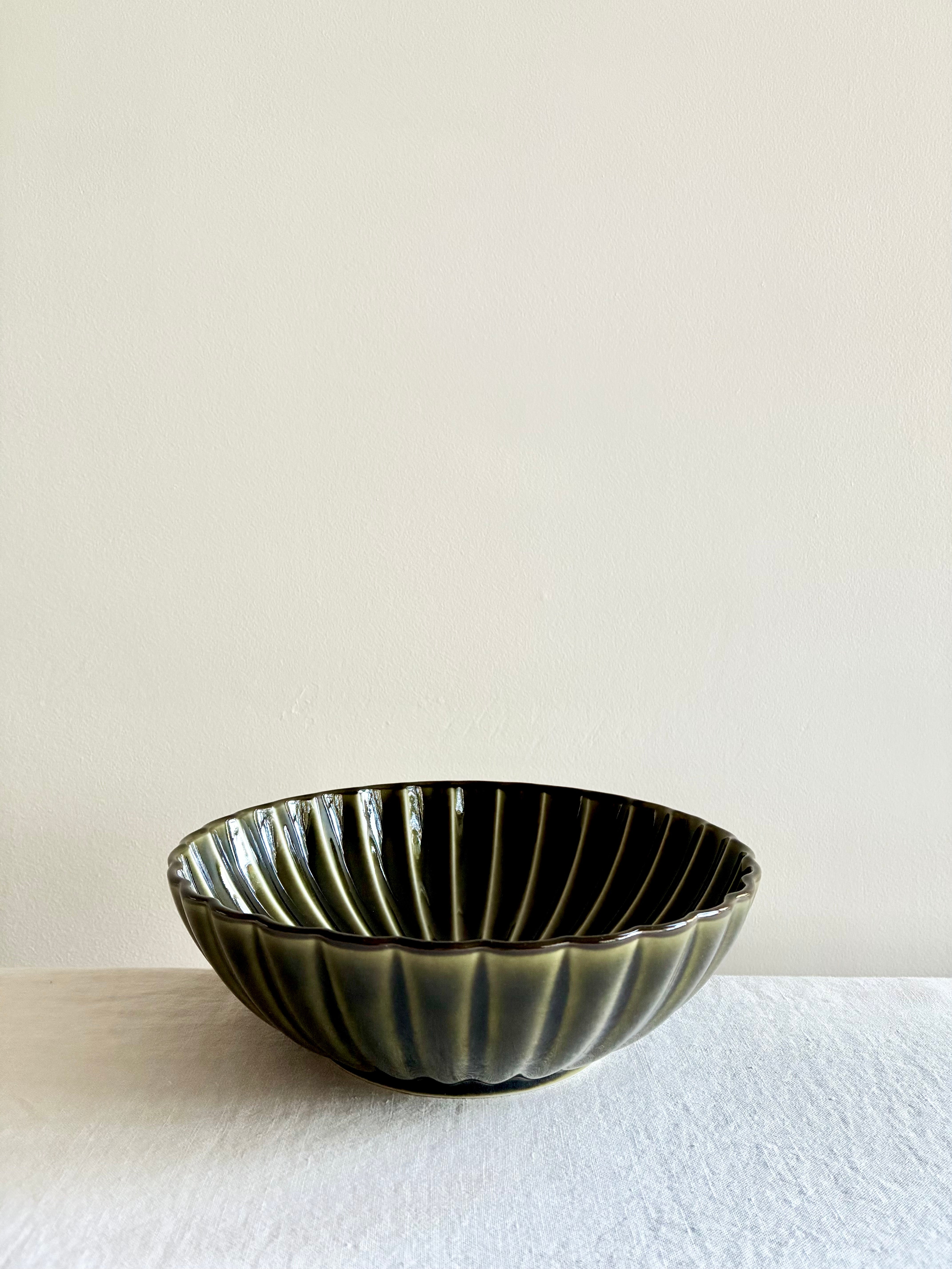 PRE-ORDER - Urushi Dinnerware - Green