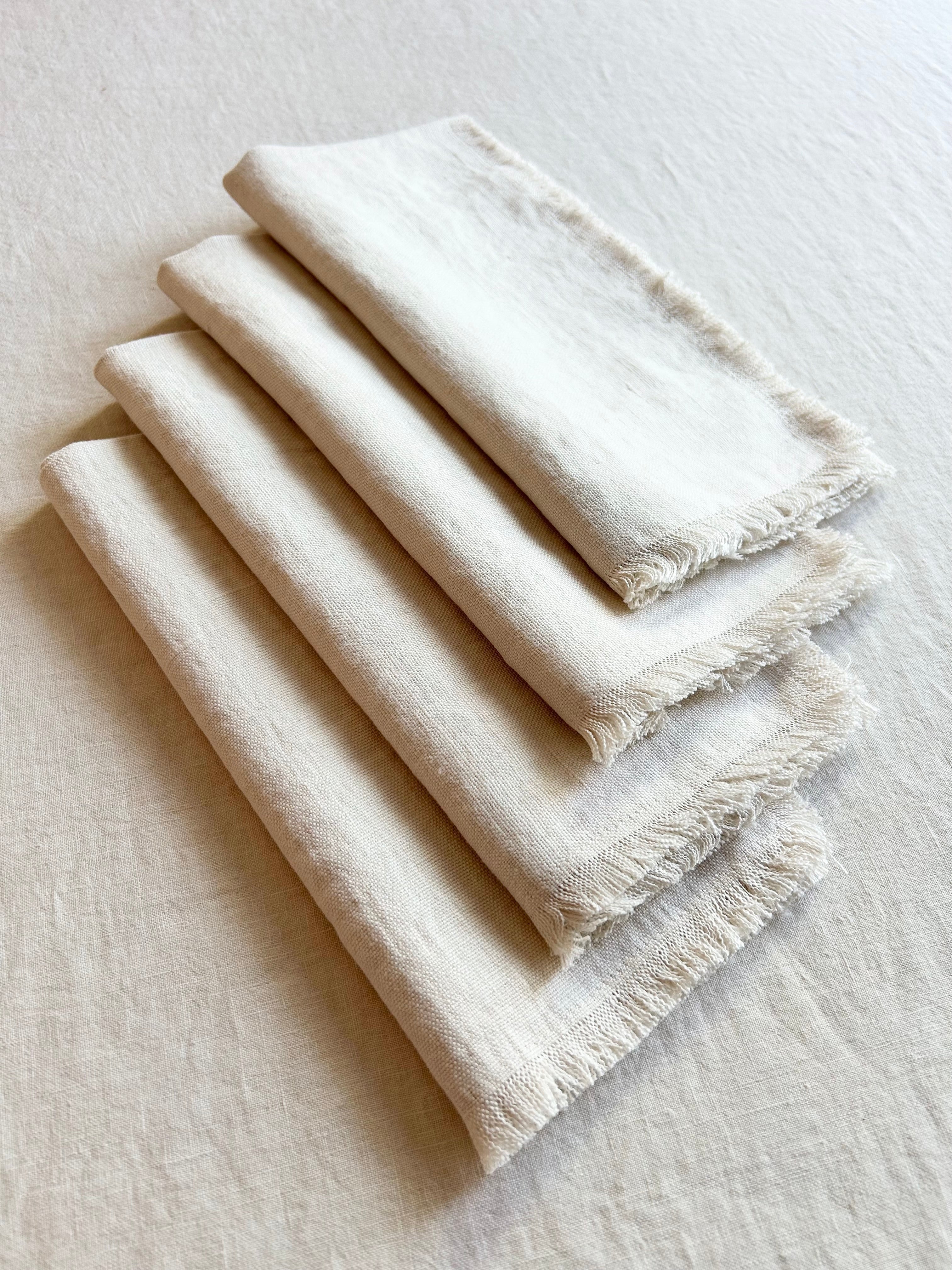 Raw Edge Cream Napkins- S/4