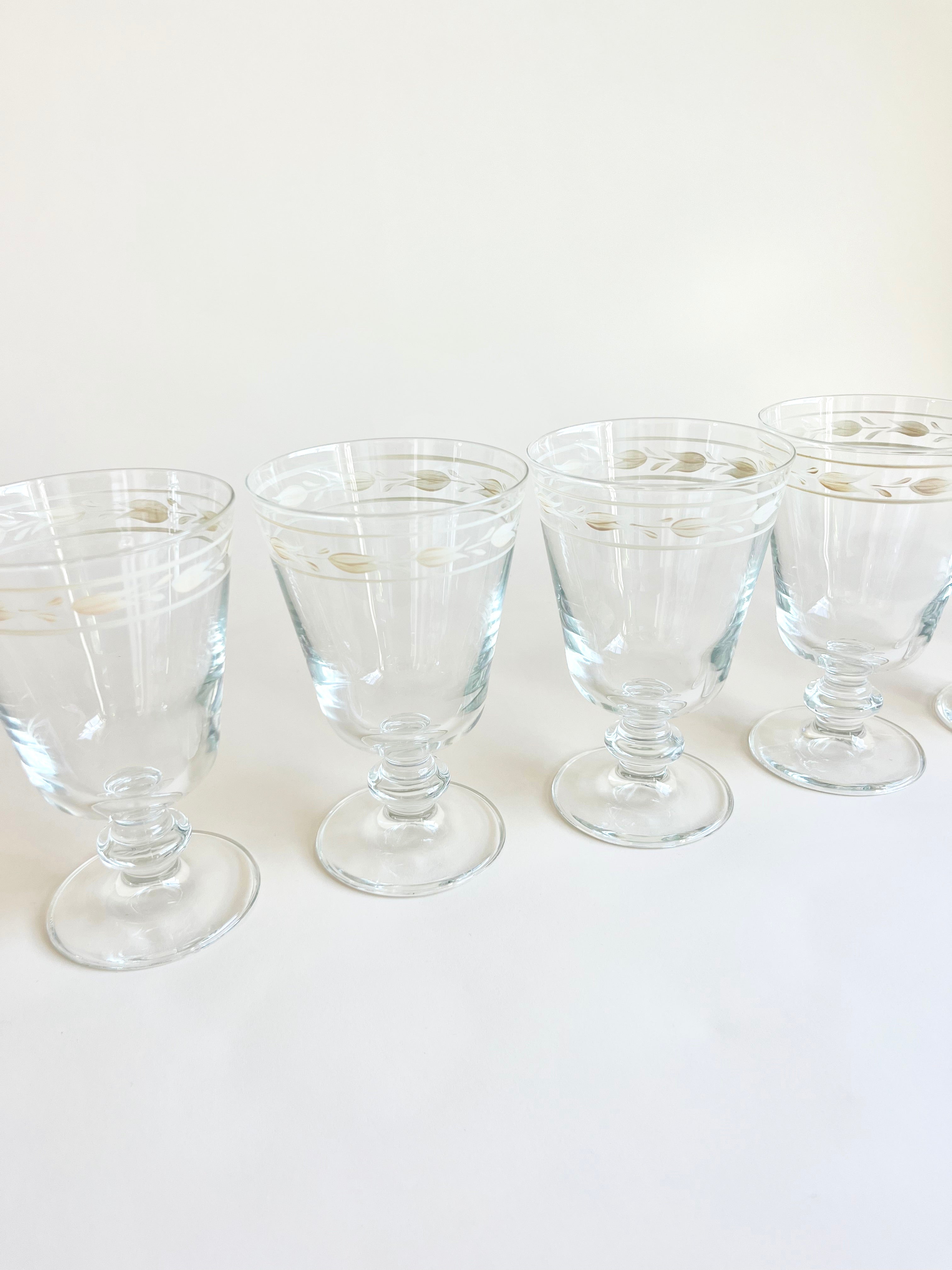 Sainte Marie Wine Glass - Crepe - S/6