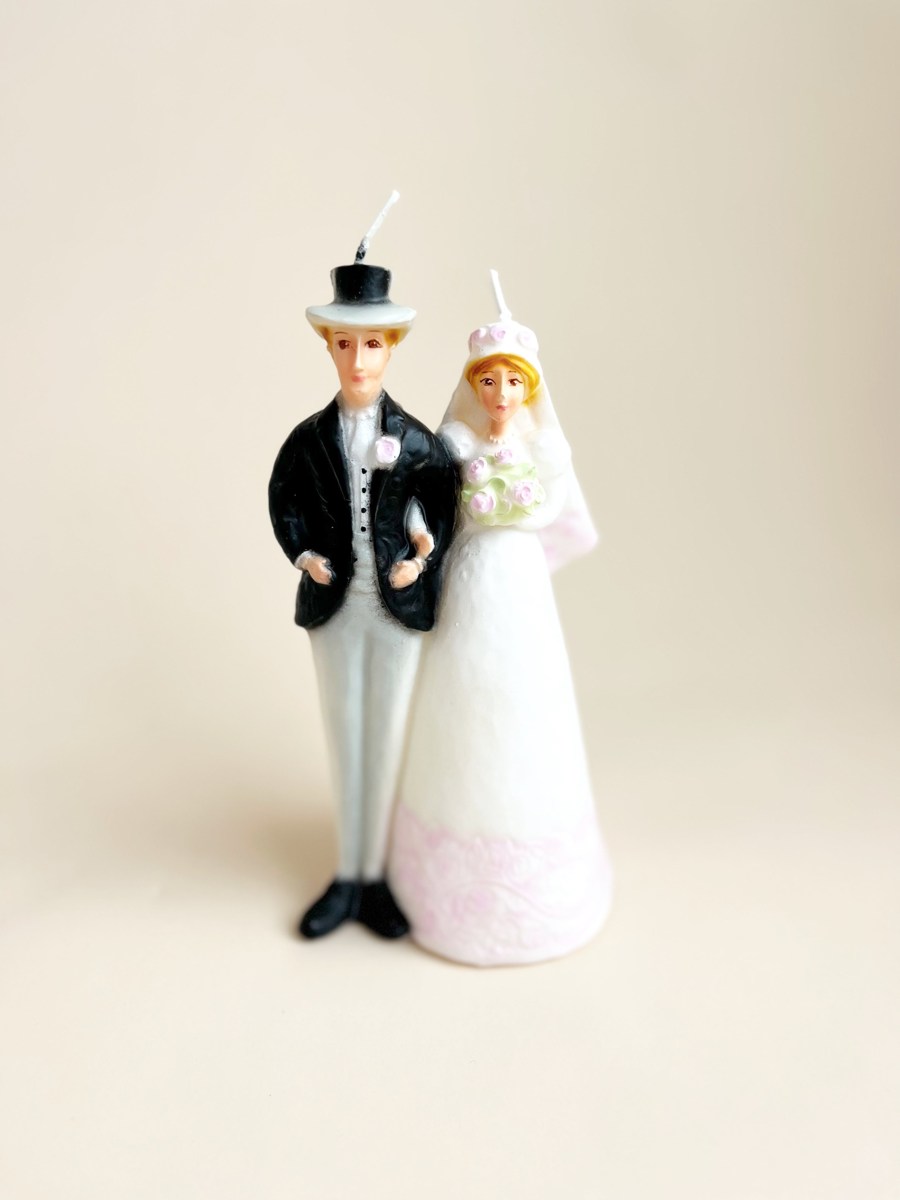 Cereria Introna bride and groom candle