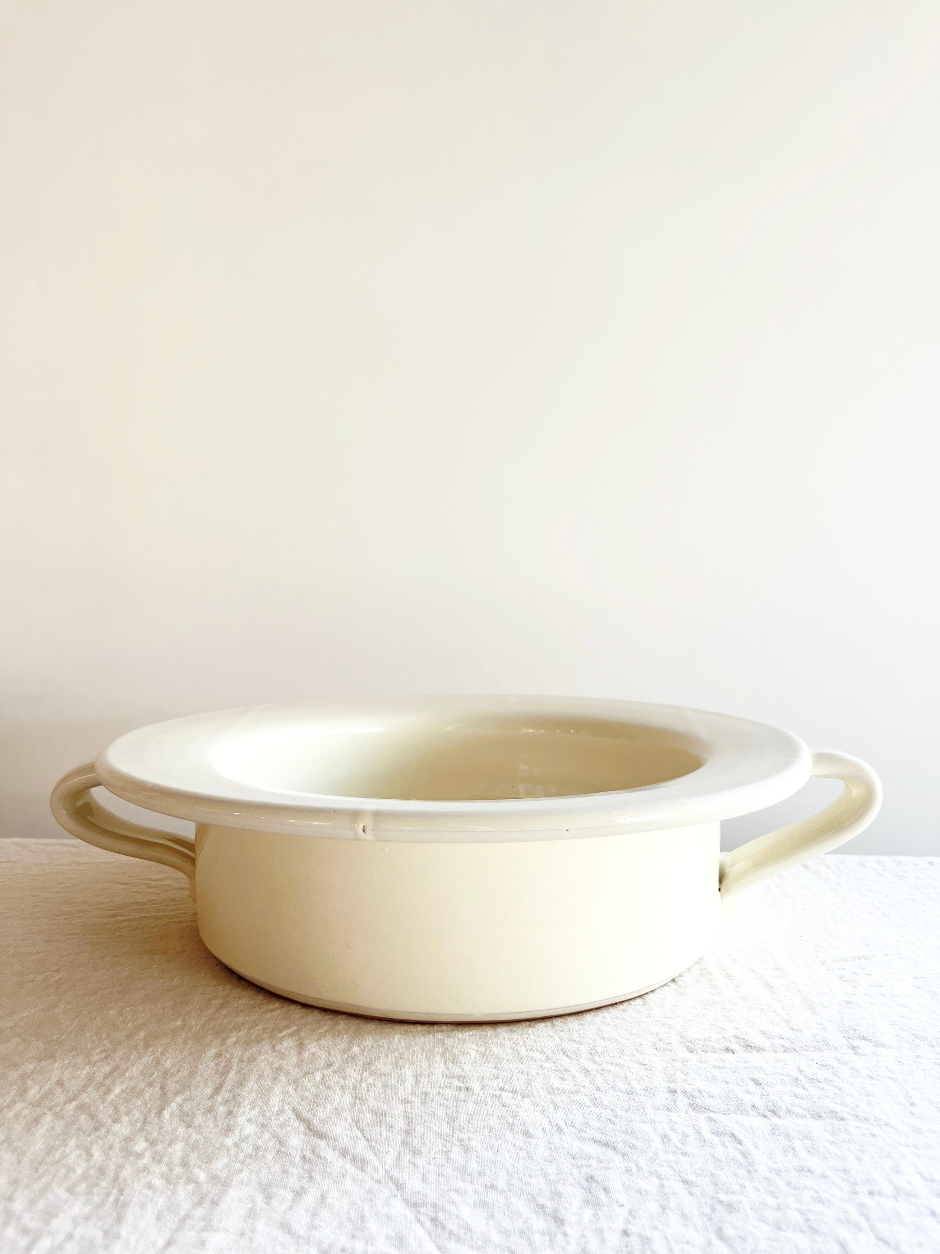 Pompeii Handled Fruit Bowl - Cream