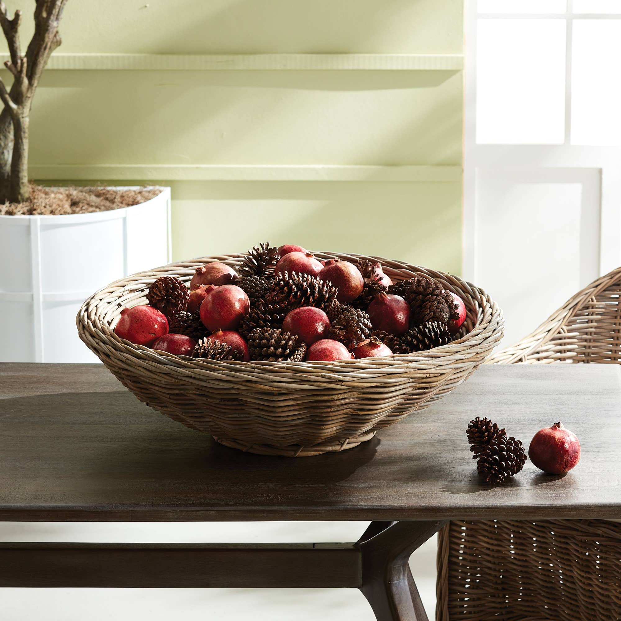 Elaine Display Basket