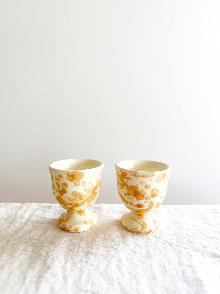 fasano egg cups with splatter pattern in natural