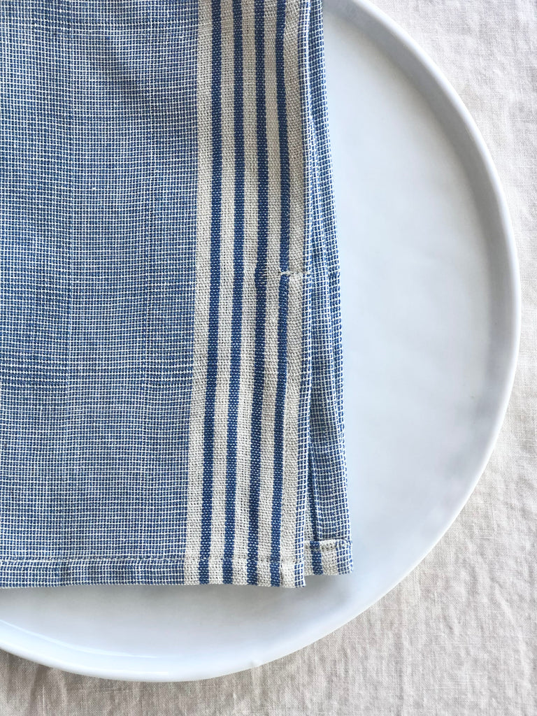 blue and white woven cotton napkins 19 inches square