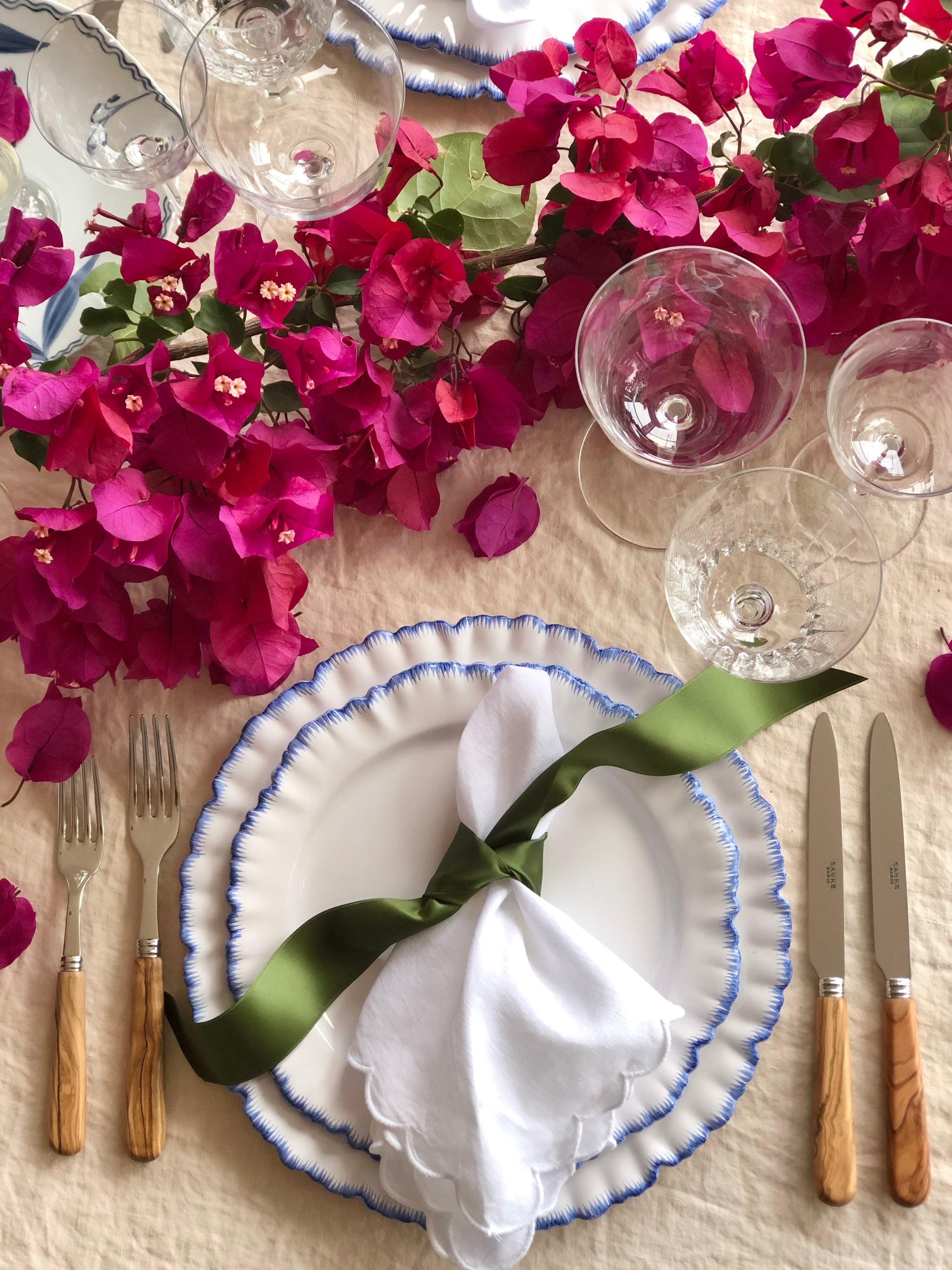 Prima Ruffle Edge Ceramic Dinner Plate - Muscari Blue