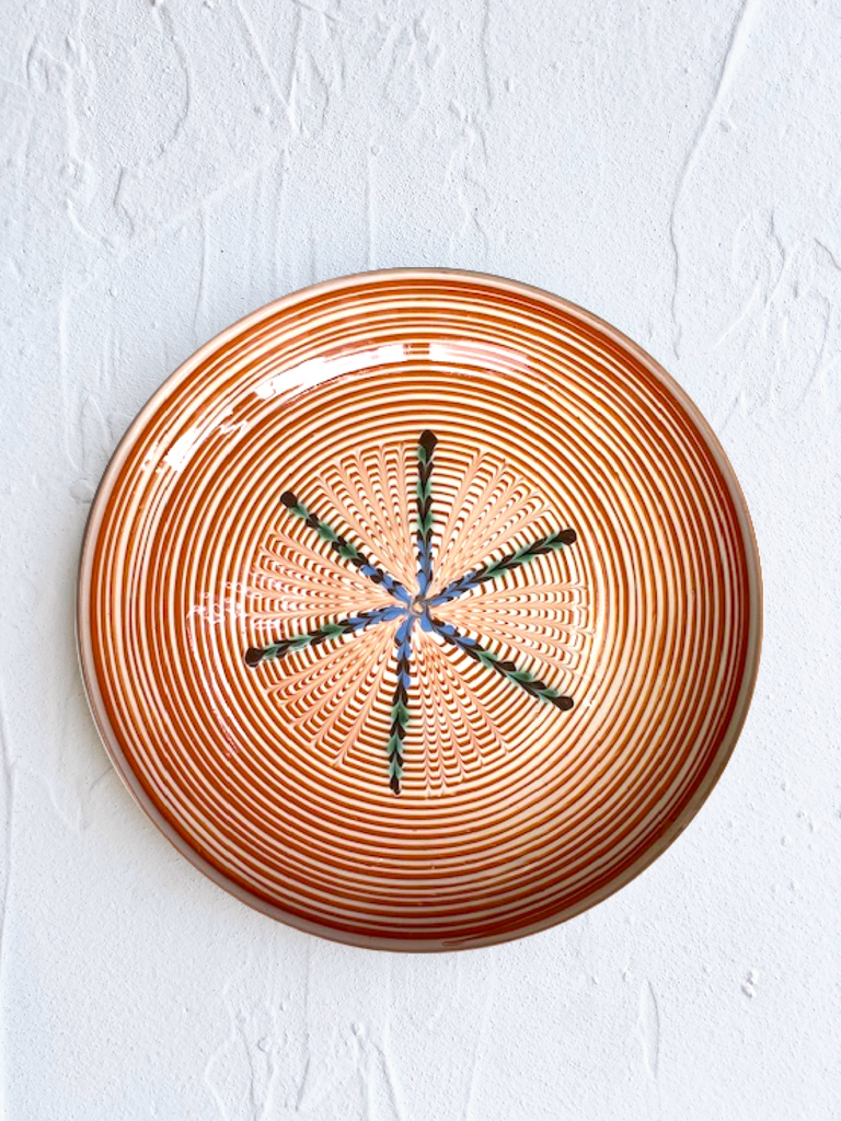 ceramic dinner plate with radial leaf design portocale color