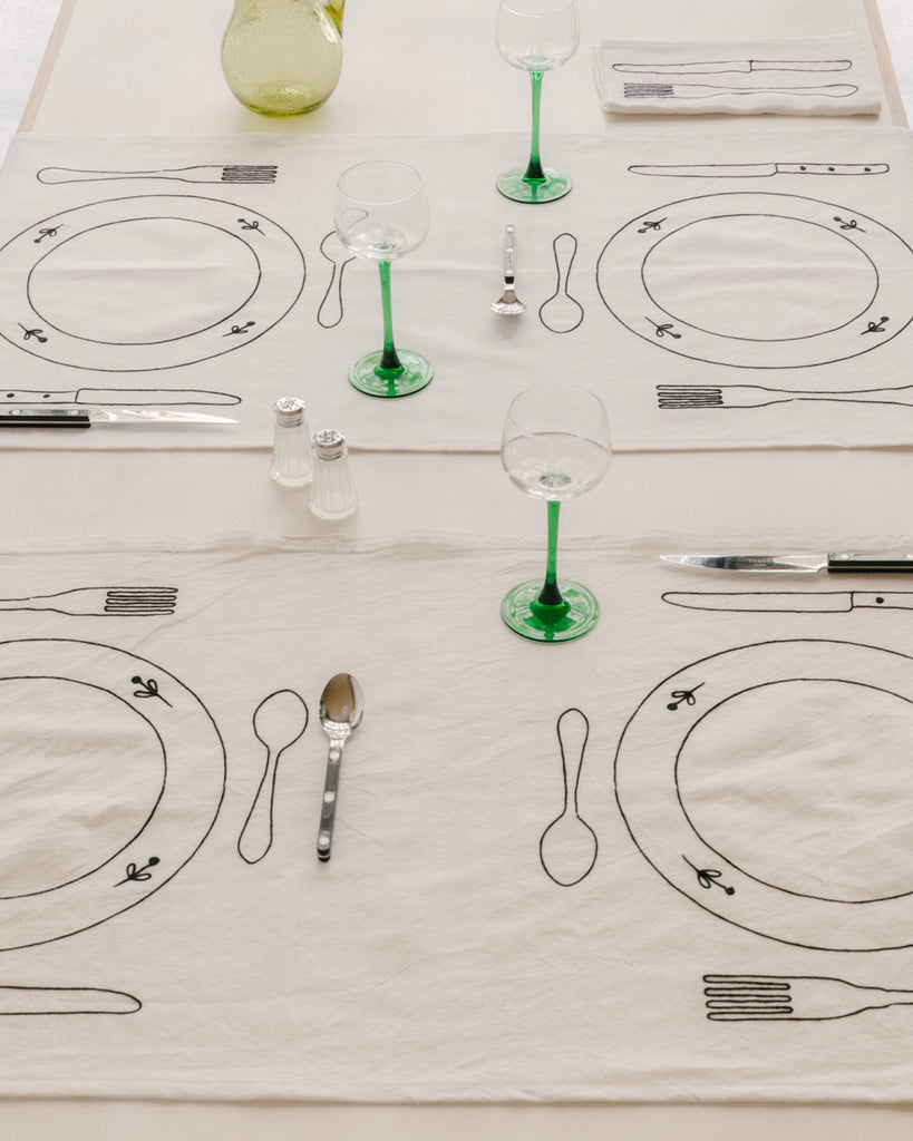 embroidered Linen placemats with head of table view
