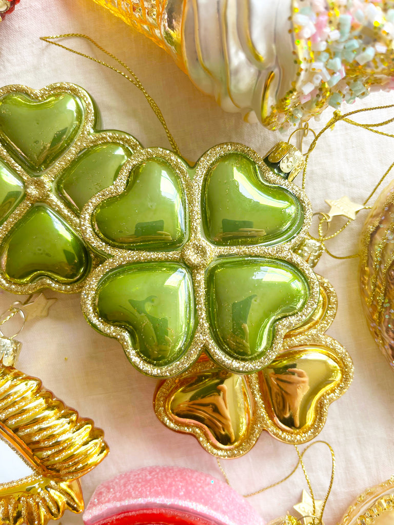 green four leaf clover glass christmas ornament detail view