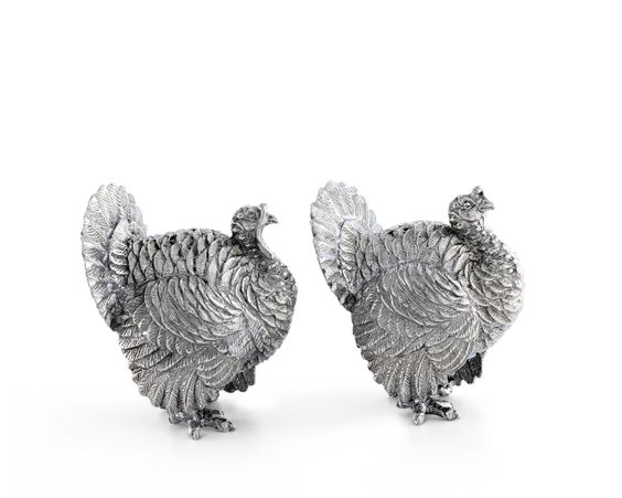 turkey shaped pewter salt & pepper shakers side view