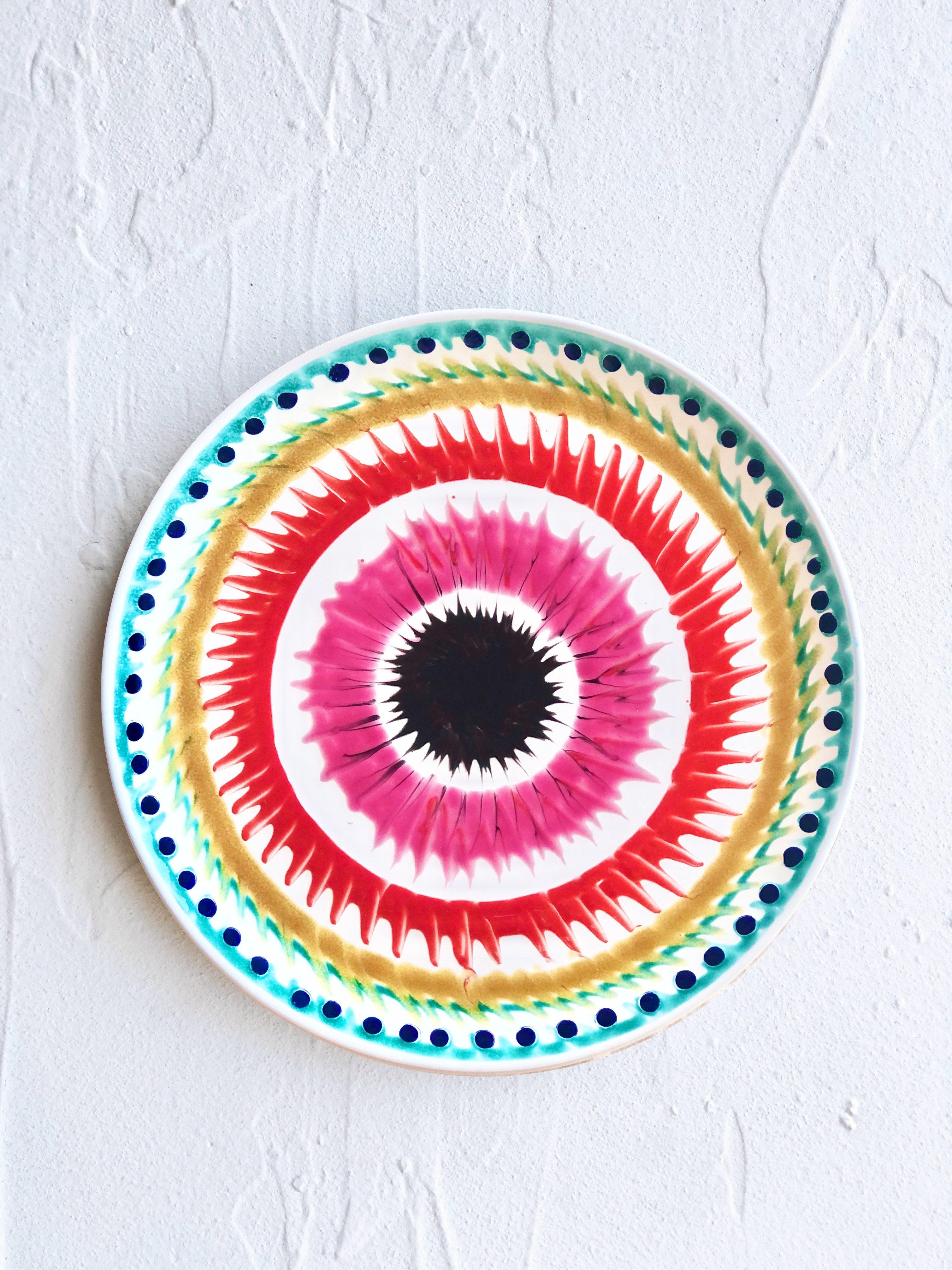 Spiral Nicola Plate - Rainbow